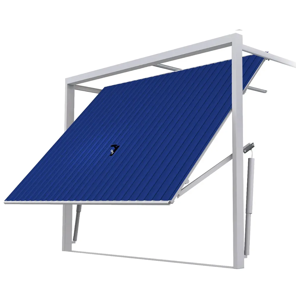 Kantelgaragepoort geopend naar boven met zichtbaar stalen frame en hefmechanisme.